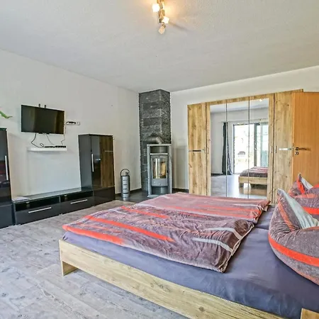 Ebenerdiges Mit Privater Terrasse Und Zwei Schlafzimmern Feriehus *