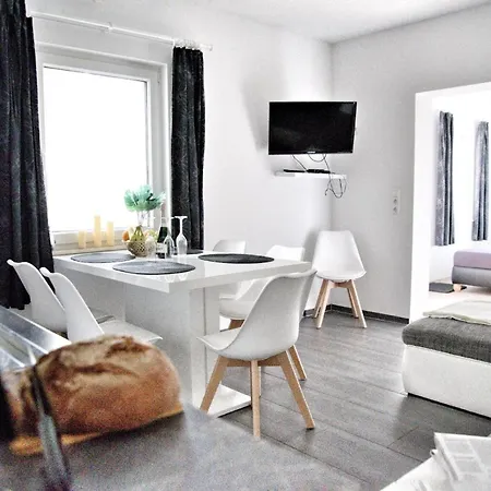 Feriehus Ebenerdiges Mit Privater Terrasse Und Zwei Schlafzimmern *
