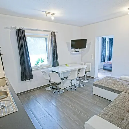 Feriehus Ebenerdiges Mit Privater Terrasse Und Zwei Schlafzimmern *