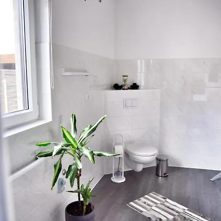 Feriehus Ebenerdiges Mit Privater Terrasse Und Zwei Schlafzimmern *