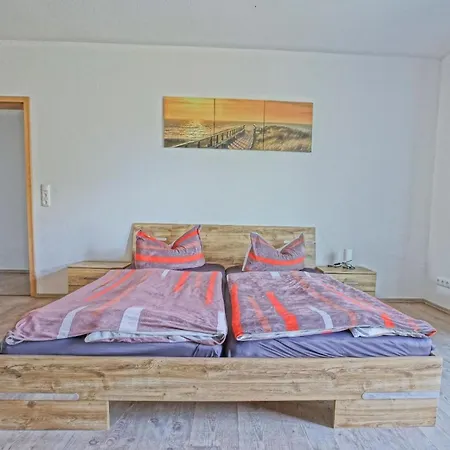 Feriehus Ebenerdiges Mit Privater Terrasse Und Zwei Schlafzimmern